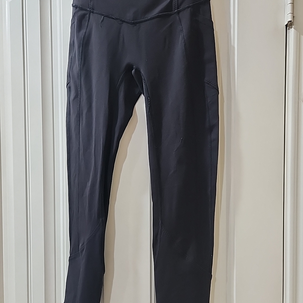 Black Lululemon Athletic Leggings